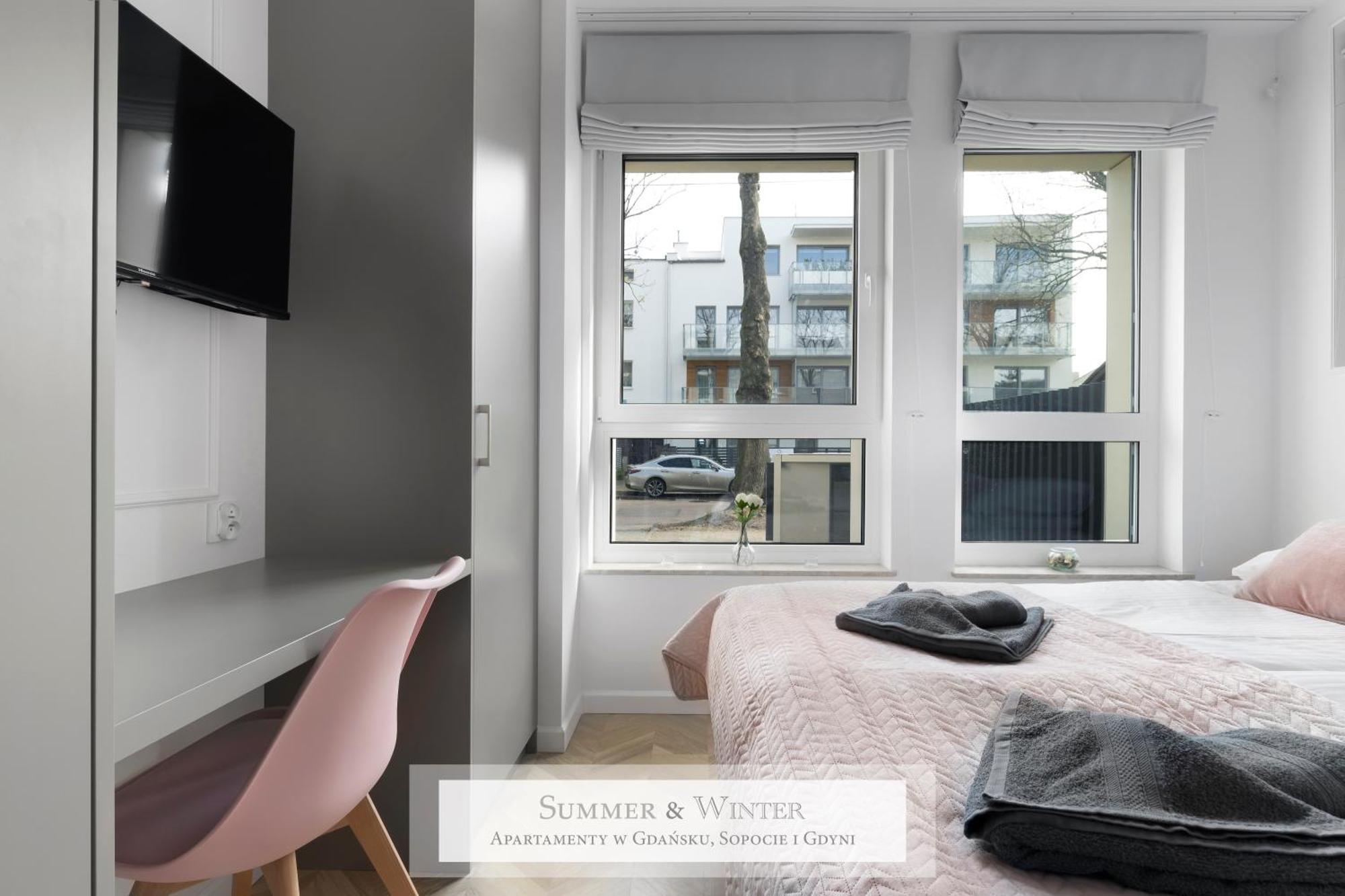 4 Stars, New Luxury Butterfly & Bike Apartments, Gdynia Orlowo, 15 Wyposazonych Mieszkan, Z Sypialnia, Winda I Platnym Parkingiem, Wysoki Standard Summerwinter, Blisko Molo Orlowo, Drog Rowerowych, Stadniny I Golf Park Exterior foto